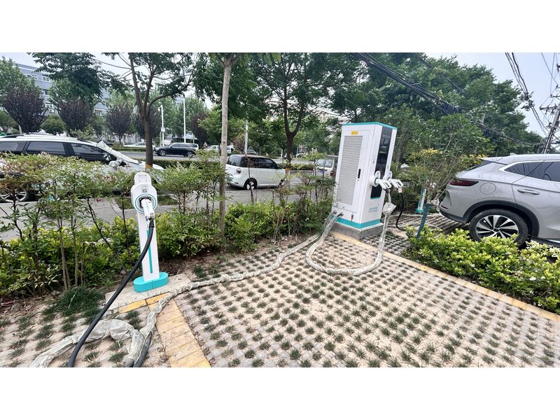 人民西路绿港景城充电桩