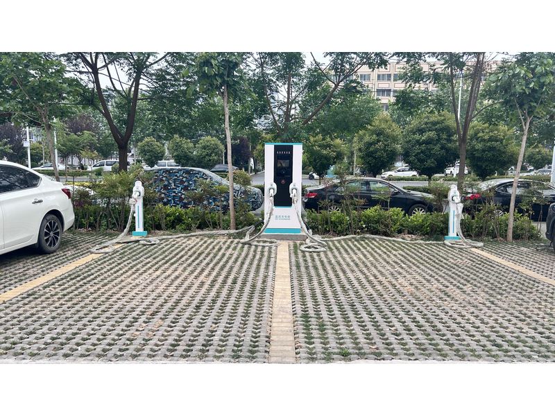 人民西路绿港景城充电桩