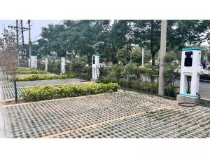 人民西路绿港景城充电桩